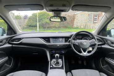 SPOTICAR Vauxhall Insignia 1.5 Turbo D Sri Nav Grand Sport Euro 6 (s/s) 5dr Used Car - Saloon Diesel Black - Bridgend - 1200543618_4