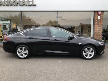 SPOTICAR Vauxhall Insignia 1.6 Turbo D Blueinjection Elite Nav Grand Sport Eu Used Car - Saloon Diesel Black - Littlehampton - 1200549046_3
