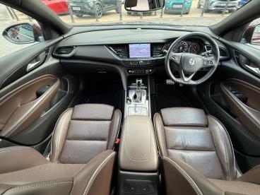 SPOTICAR Vauxhall Insignia 2.0i Turbo Elite Nav Grand Sport 4wd Euro 6 (s/s) Used Car - Saloon Petrol Red - Wantage - 1200549988_2