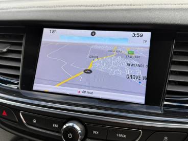 SPOTICAR Vauxhall Insignia 2.0i Turbo Elite Nav Grand Sport 4wd Euro 6 (s/s) Used Car - Saloon Petrol Red - Wantage - 1200549988_3