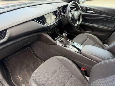 SPOTICAR Vauxhall Insignia 2.0 Turbo D Blueinjection Sri Vx Line Nav Grand Sp Used Car - Saloon Diesel Blue - Billinghay - 1200609999_4