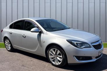 SPOTICAR Vauxhall Insignia 1.4i Turbo Sri Nav Euro 6 (s/s) 5dr Used Car - Saloon Petrol Silver - Taunton - 1200618729_1