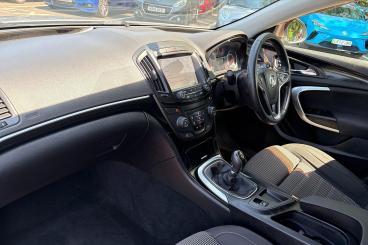 SPOTICAR Vauxhall Insignia 1.4i Turbo Sri Nav Euro 6 (s/s) 5dr Used Car - Saloon Petrol Silver - Taunton - 1200618729_2