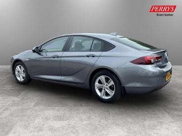 SPOTICAR Vauxhall Insignia 1.5i Turbo Gpf Design Nav Grand Sport Euro 6 (s/s) Used Car - Saloon Petrol Grey - Sittingbourne - 1200632032_5