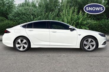 SPOTICAR Vauxhall Insignia 1.5i Turbo Sri Vx Line Nav Grand Sport Euro 6 (s/s Used Car - Saloon Petrol White - Portsmouth - 1200644472_4