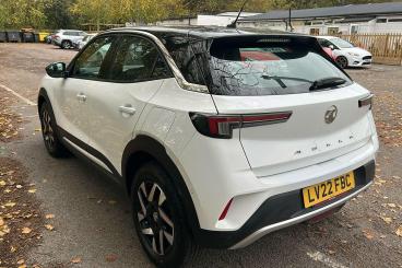 SPOTICAR Vauxhall Mokka 1.2 Turbo Elite Edition Euro 6 (s/s) 5dr Used Car - Suv Petrol White - Woolwich - 1200555206_2