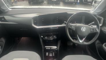 SPOTICAR Vauxhall Mokka 1.2 Turbo Elite Edition Auto Euro 6 (s/s) 5dr Used Car - Suv Petrol White - Wimbledon - 1200557411_4