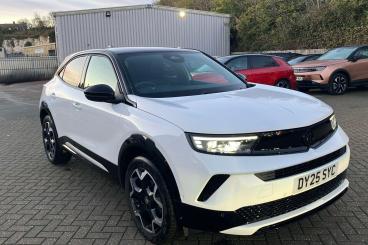 SPOTICAR Vauxhall Mokka 1.2 Turbo Ultimate Auto Euro 6 (s/s) 5dr Used Car - Suv Petrol White - Rochester - 1200561647_1