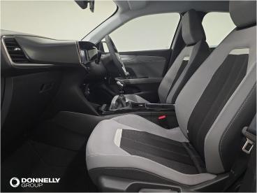 SPOTICAR Vauxhall Mokka 1.2 Turbo Design Euro 6 (s/s) 5dr Used Car - Suv Petrol White - Dungannon - 1200562407_4