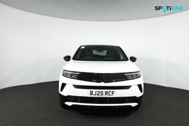 SPOTICAR Vauxhall Mokka 1.2 Turbo Ultimate Euro 6 (s/s) 5dr Used Car - Suv Petrol White - Uk - 1200563148_2