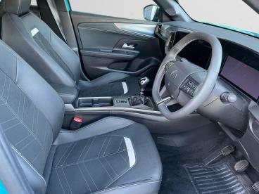 SPOTICAR Vauxhall Mokka 1.2 Turbo Ultimate Euro 6 (s/s) 5dr Used Car - Suv Petrol Green - Sudbury - 1200565715_4