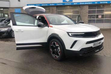 SPOTICAR Vauxhall Mokka 1.2 Turbo Gs Euro 6 (s/s) 5dr Used Car - Suv Petrol White - Rugby - 1200568116_5