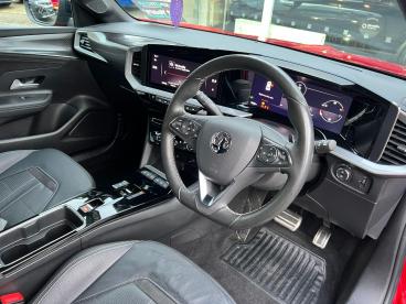 SPOTICAR Vauxhall Mokka 1.2 Turbo Ultimate Auto Euro 6 (s/s) 5dr Used Car - Suv Petrol Red - Malton - 1200576443_4