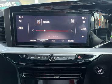 SPOTICAR Vauxhall Mokka 1.2 Turbo Ultimate Auto Euro 6 (s/s) 5dr Used Car - Suv Petrol Red - Malton - 1200576443_5