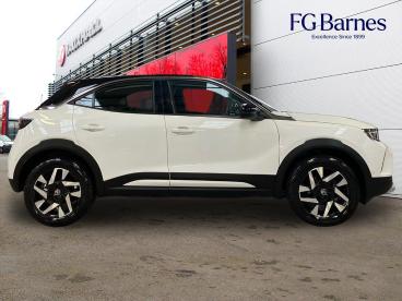 SPOTICAR Vauxhall Mokka 1.2 Turbo Elite Premium Euro 6 (s/s) 5dr Used Car - Suv Petrol White - Guildford - 1200582944_2