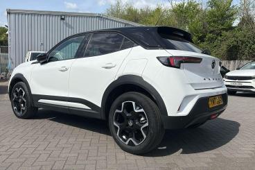 SPOTICAR Vauxhall Mokka 1.2 Turbo Ultimate Auto Euro 6 (s/s) 5dr Used Car - Suv Petrol White - Rochester - 1200593836_2