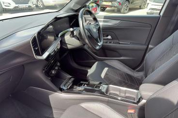 SPOTICAR Vauxhall Mokka 1.2 Turbo Ultimate Auto Euro 6 (s/s) 5dr Used Car - Suv Petrol White - Rochester - 1200593836_3