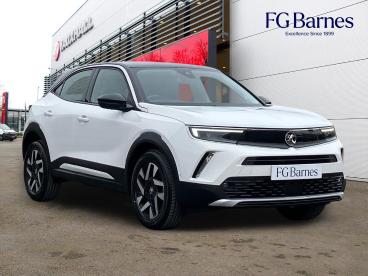 SPOTICAR Vauxhall Mokka 1.2 Turbo Elite Premium Euro 6 (s/s) 5dr Used Car - Suv Petrol White - Guildford - 1200593963_1