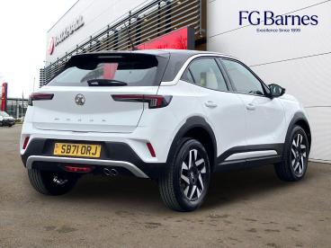 SPOTICAR Vauxhall Mokka 1.2 Turbo Elite Premium Euro 6 (s/s) 5dr Used Car - Suv Petrol White - Guildford - 1200593963_3