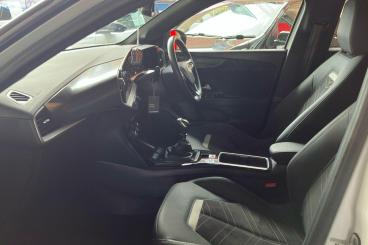 SPOTICAR Vauxhall Mokka 1.2 Turbo Ultimate Euro 6 (s/s) 5dr Used Car - Suv Petrol White - Rochester - 1200617280_3