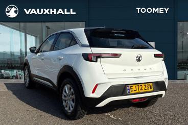 SPOTICAR Vauxhall Mokka 1.2 Turbo Design Euro 6 (s/s) 5dr Used Car - Suv Petrol White - Southend-on-sea - 1200618435_3