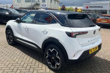 SPOTICAR Vauxhall Mokka 1.2 Turbo Ultimate Auto Euro 6 (s/s) 5dr Used Car - Suv Petrol White - Farningham - 1200618506_2