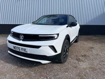 SPOTICAR Vauxhall Mokka 1.2 Turbo Griffin Euro 6 (s/s) 5dr Used Car - Suv Petrol White - Tiverton - 1200618695_3