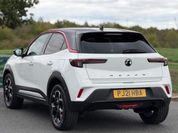 SPOTICAR Vauxhall Mokka 1.2 Turbo Sri Euro 6 (s/s) 5dr Used Car - Suv Petrol White - Balsall Common - 1200638909_4