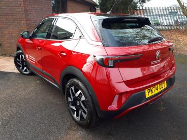 SPOTICAR Vauxhall Mokka Mokka-e 50kwh Design Auto 5dr Used Car - Suv Electric Red - Accrington - 1200479437_2