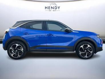 SPOTICAR Vauxhall Mokka Mokka-e 54kwh Ultimate Auto 5dr (long Range) Used Car - Suv Electric Blue - Poole - 1200543262_2