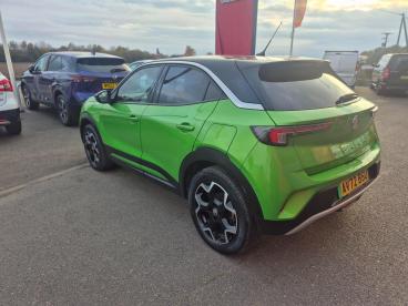 SPOTICAR Vauxhall Mokka Mokka-e 50kwh Ultimate Auto 5dr Used Car - Suv Electric Green - Boston - 1200556685_4