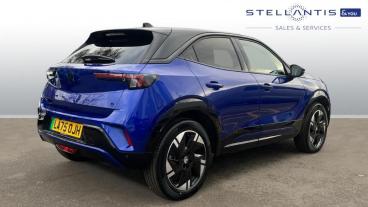 SPOTICAR Vauxhall Mokka Mokka-e 54kwh Gs Auto 5dr Used Car - Suv Electric White - Wimbledon - 1200564986_3