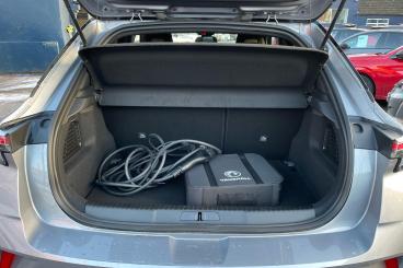 SPOTICAR Vauxhall Mokka Mokka-e 50kwh Ultimate Auto 5dr Used Car - Suv Electric Grey - Newark On Trent - 1200584811_5