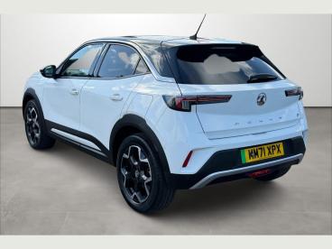 SPOTICAR Vauxhall Mokka Mokka-e 50kwh Ultimate Auto 5dr Used Car - Suv Electric White - Eastbourne - 1200593233_3