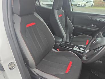 SPOTICAR Vauxhall Mokka Mokka-e 50kwh Sri Premium Auto 5dr Used Car - Suv Electric White - Workington - 1200594351_3