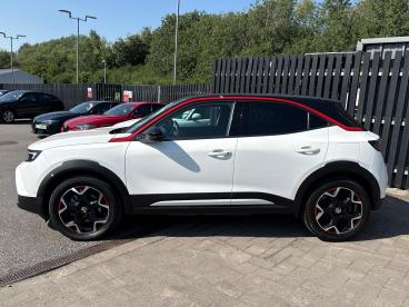 SPOTICAR Vauxhall Mokka Mokka-e 50kwh Gs Line Auto 5dr Used Car - Suv Electric White - Swindon - 1200615171_5