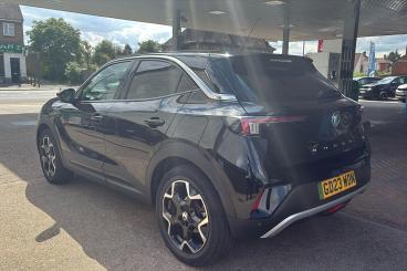 SPOTICAR Vauxhall Mokka Mokka-e 50kwh Ultimate Auto 5dr Used Car - Suv Electric Black - Rochester - 1200618552_2