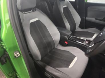 SPOTICAR Vauxhall Mokka Mokka-e 50kwh Elite Nav Premium Auto 5dr Used Car - Suv Electric Green - Workington - 1200623013_3