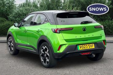 SPOTICAR Vauxhall Mokka Mokka-e 50kwh Ultimate Auto 5dr Used Car - Suv Electric Green - Eastleigh - 1200628689_3