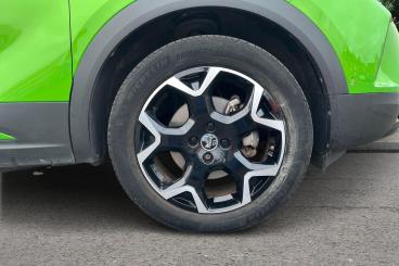 SPOTICAR Vauxhall Mokka Mokka-e 50kwh Ultimate Auto 5dr Used Car - Suv Electric Green - Eastleigh - 1200628689_5