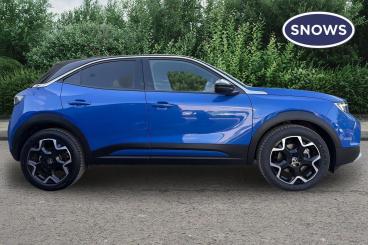 SPOTICAR Vauxhall Mokka Mokka-e 50kwh Ultimate Auto 5dr Used Car - Suv Electric Blue - Basingstoke - 1200629289_3