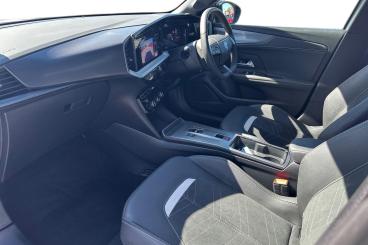 SPOTICAR Vauxhall Mokka Mokka-e 54kwh Ultimate Auto 5dr Used Car - Suv Electric Grey - Eastleigh - 1200631707_2