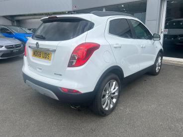 SPOTICAR Vauxhall Mokka X 1.4i Turbo Ecotec Elite Nav Euro 6 (s/s) 5dr Used Car - Suv Petrol White - Malton - 1200608807_2