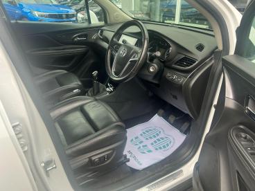 SPOTICAR Vauxhall Mokka X 1.4i Turbo Ecotec Elite Nav Euro 6 (s/s) 5dr Used Car - Suv Petrol White - Malton - 1200608807_4