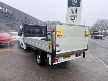 SPOTICAR Vauxhall Movano 2.3 Cdti 3500 Biturbo Fwd L3 Euro 6 2dr Used Car - Commercial Vehicle Diesel White - Wakefield - 1200571694_3