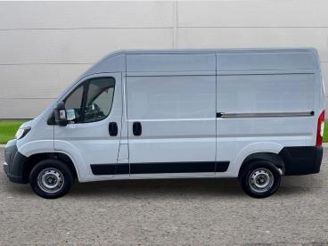 SPOTICAR Vauxhall Movano 2.2 Cdti 3500 Biturbo Prime L2 H2 Euro 6 (s/s) 5dr Used Car - Commercial Vehicle Diesel White - Worksop - 1200591136_4