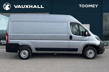 SPOTICAR Vauxhall Movano 2.2 Cdti 3500 Biturbo Prime L2 H2 Euro 6 (s/s) 5dr Used Car - Commercial Vehicle Diesel Grey - Basildon - 1200602349_4