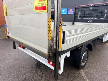 SPOTICAR Vauxhall Movano 2.3 Cdti 3500 Biturbo Fwd L3 Euro 6 2dr Used Car - Commercial Vehicle Diesel White - Wakefield - 1200627424_5