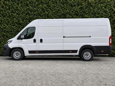 SPOTICAR Vauxhall Movano 2.2 Cdti 3500 Biturbo Hd Prime L4 H2 Euro 6 (s/s) Used Car - Commercial Vehicle Diesel White - Ilkeston - 1200640257_4