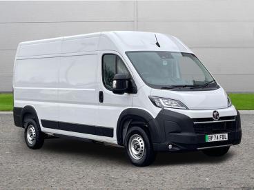 SPOTICAR Vauxhall Movano Electric Movano-e 4250 Hd 110kwh Prime Auto L3 H2 5dr (11kw Charger) Used Car - Commercial Vehicle Electric White - Worksop - 1200564374_1